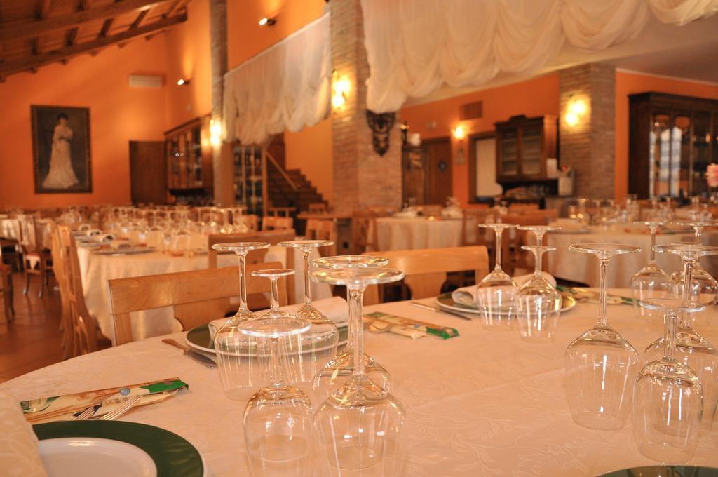 Agriturismo Corte Montini Santa Giuletta Exterior photo