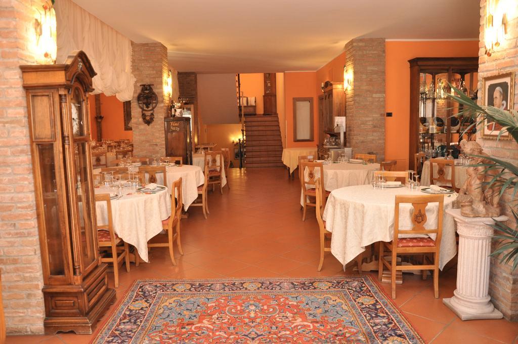 Agriturismo Corte Montini Santa Giuletta Exterior photo